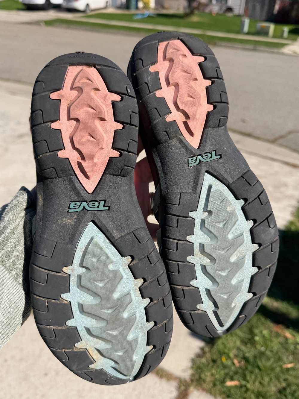 Teva Women's Tirra Sandals size 9. - Picture 5 of 5